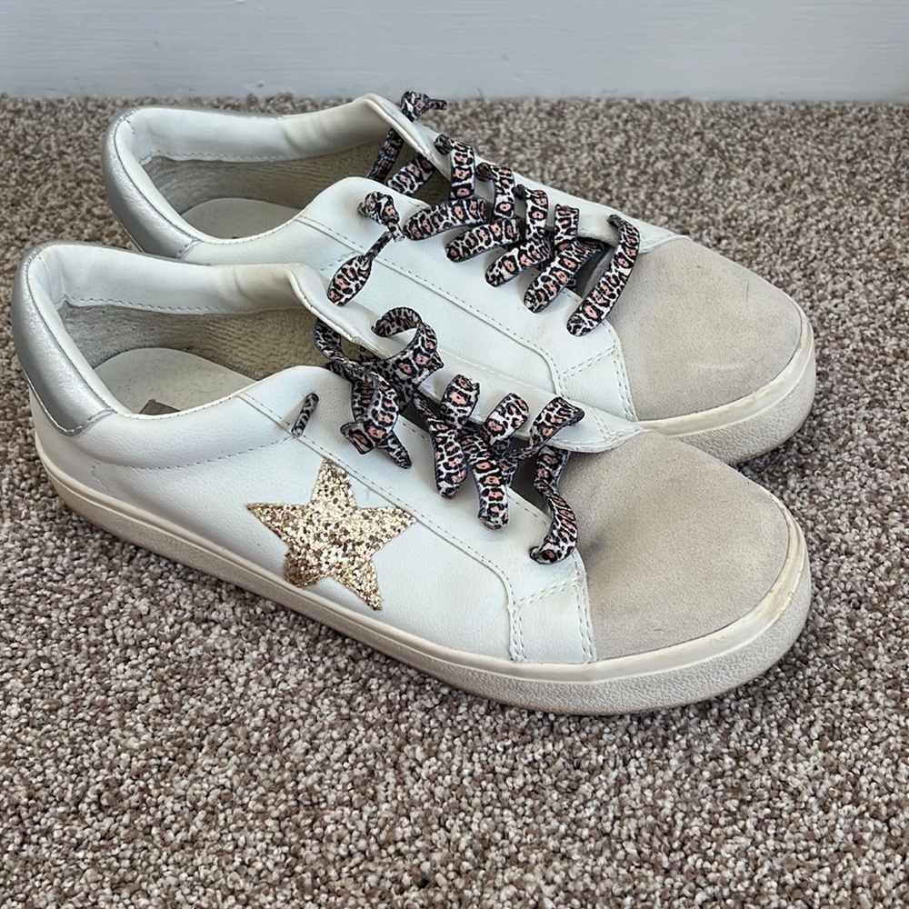 Steve Madden star shoes